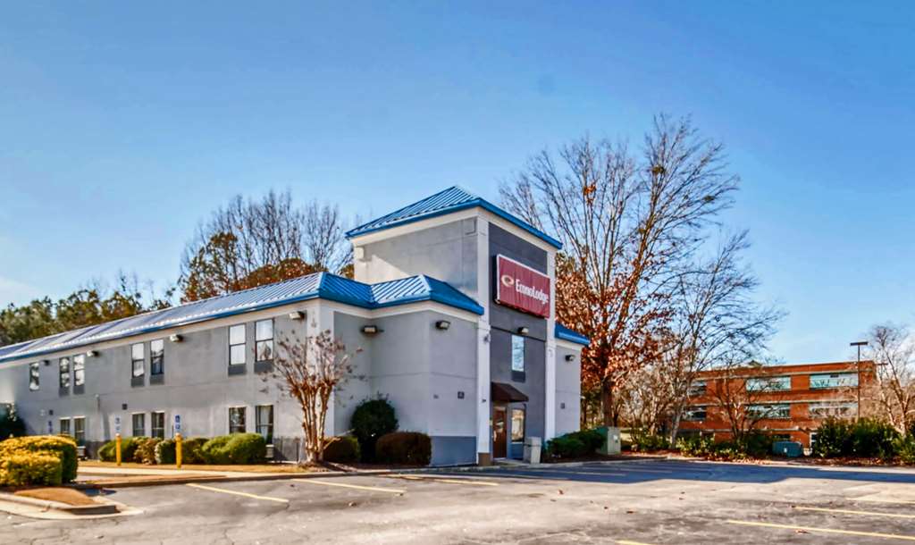 Econo Lodge Raleigh near Walnut Creek Amphitheatre - photo 5