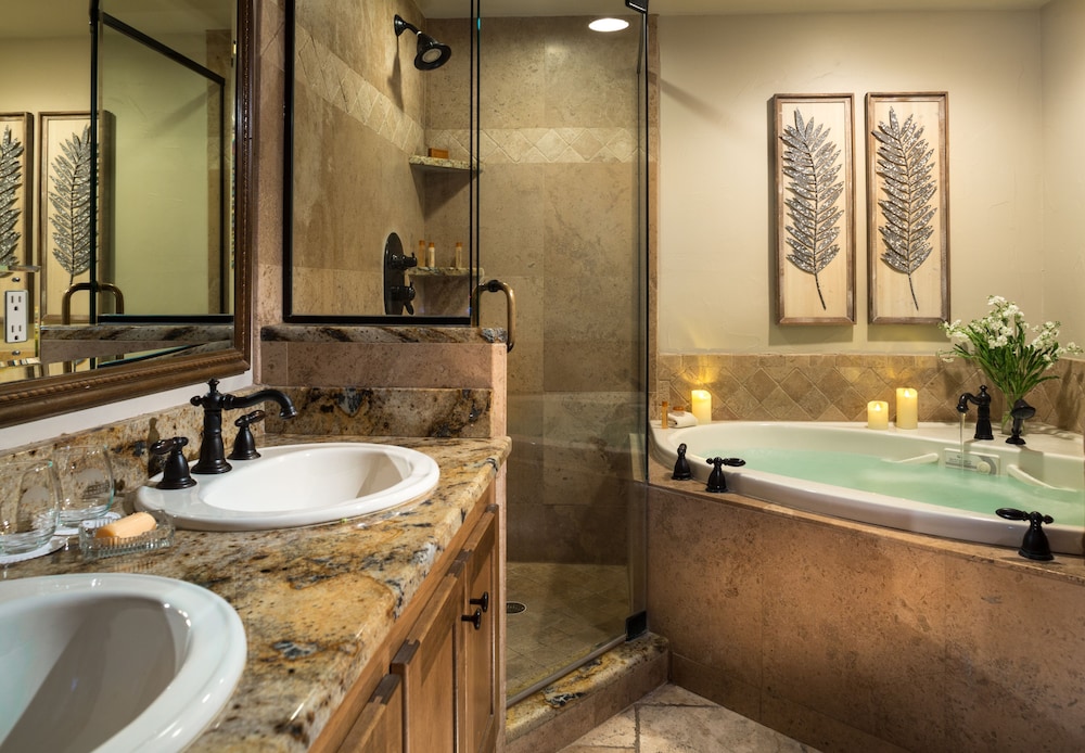 Inn on Lake Granbury a Boutique Hotel - photo 18