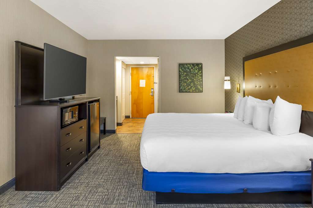 Best Western Plus Grant Creek Inn - photo 32