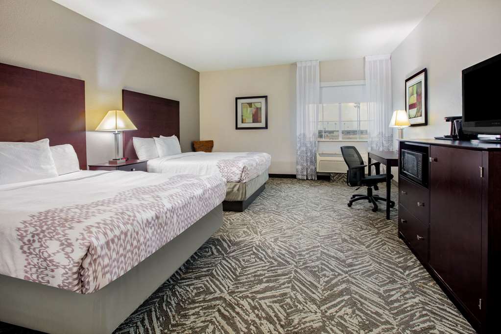 La Quinta Inn & Suites by Wyndham McKinney - photo 27