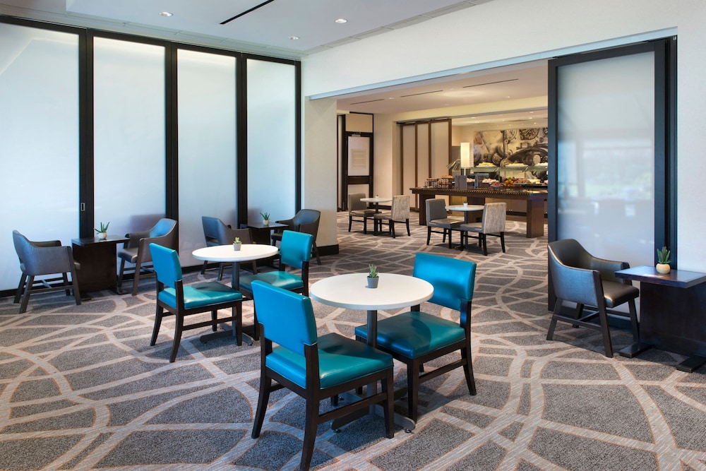 Newark Liberty International Airport Marriott - photo 38