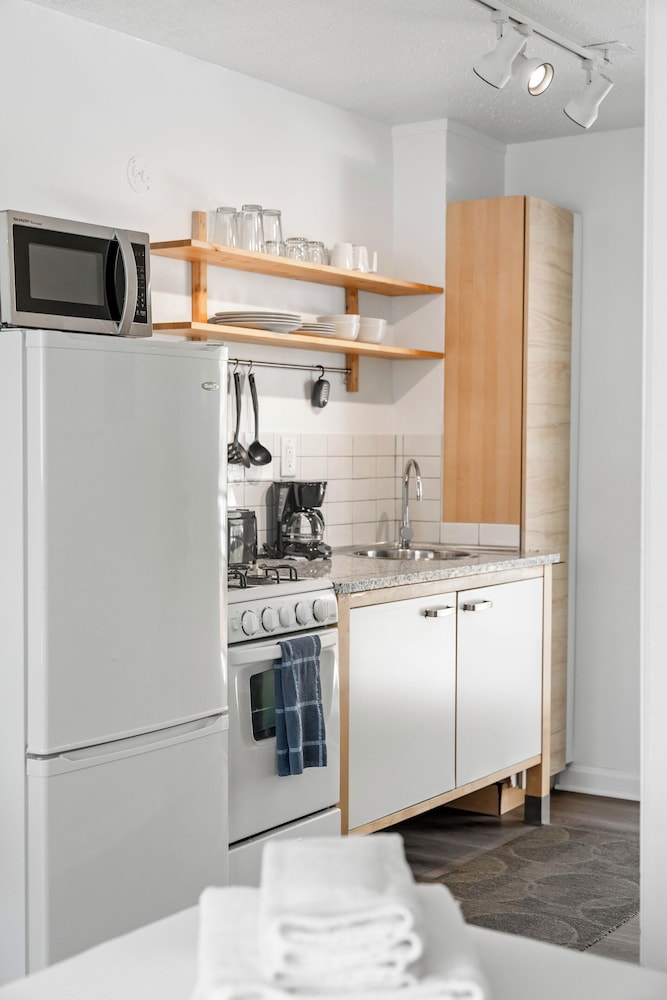 Studios On 25th by BCA Furnished Apts - photo 36