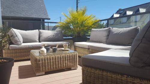 Les Cyprès Appt avec terrasse proche plage — 4-Star Luxury Hotel in Saint-Malo, France