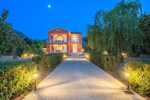 Villa Ritrovo — 4-Star Luxury Hotel in Sami, Greece