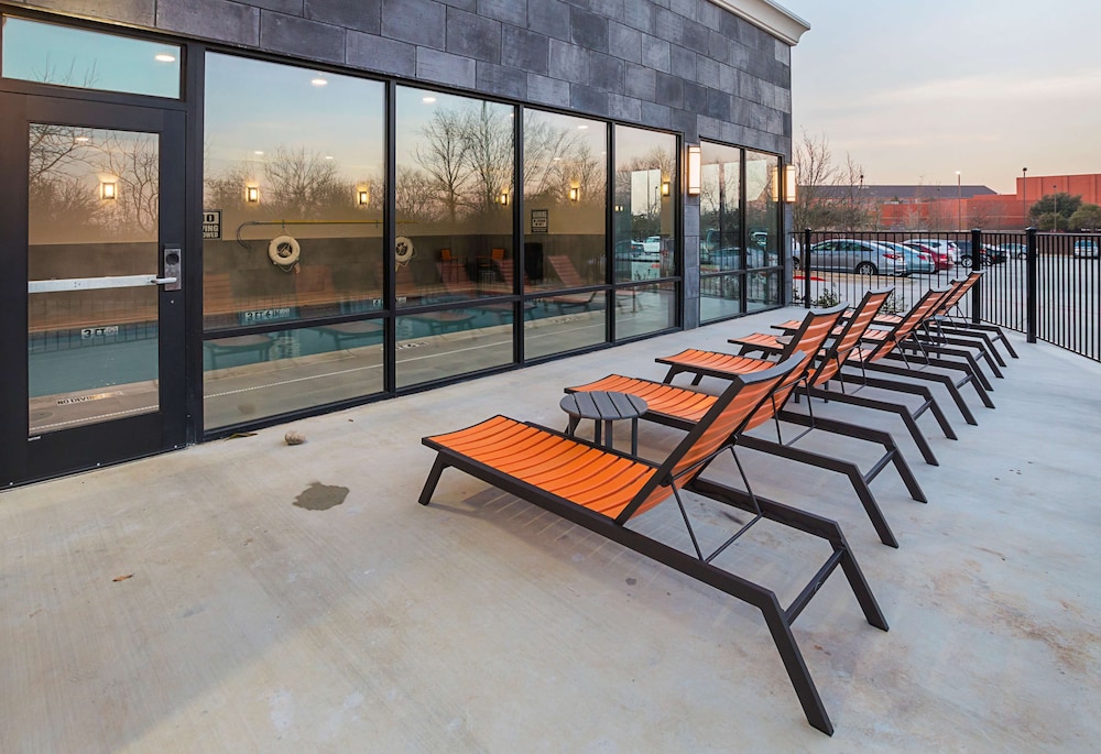 Hampton Inn & Suites Colleyville DFW Airport West - photo 53