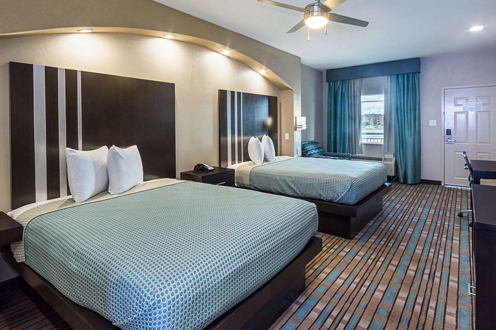 Econo Lodge Inn and Suites Houston NW Cy Fair - photo 7