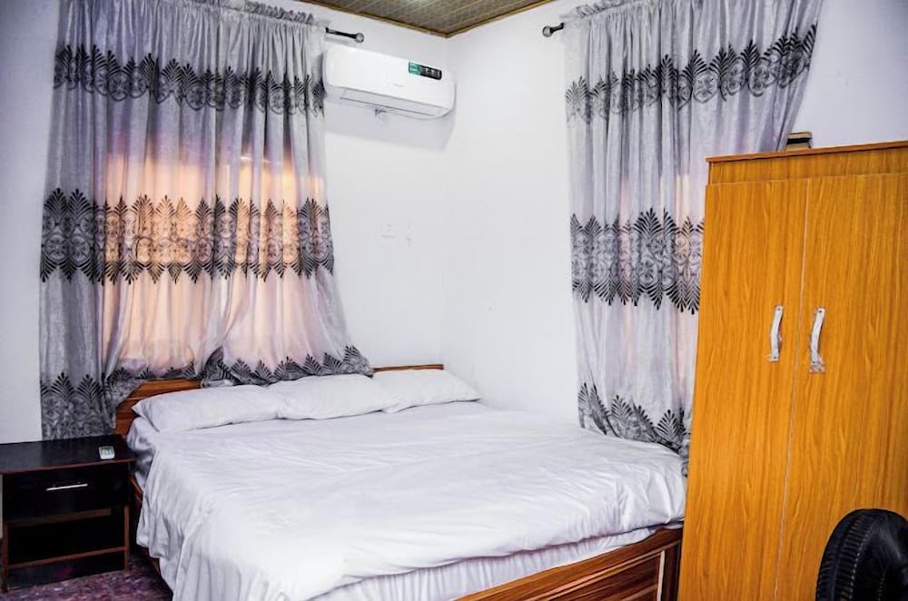 All Smiles Luxury Apartment — 4-Star Luxury Hotel in Abuja, Nigeria