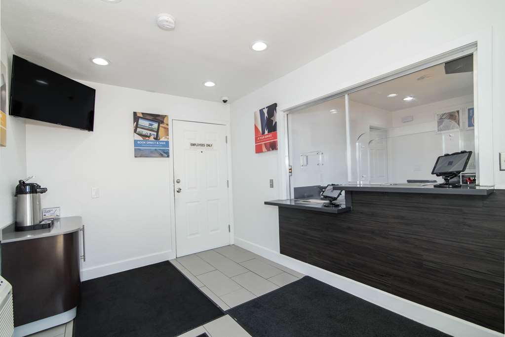 Motel 6 Moreno Valley Riverside March Air Base - photo 23
