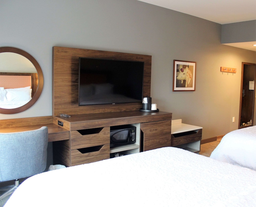 Hampton Inn Lexington NC - photo 14