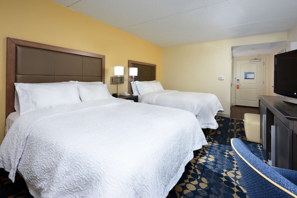 Hampton Inn Roxboro - photo 19