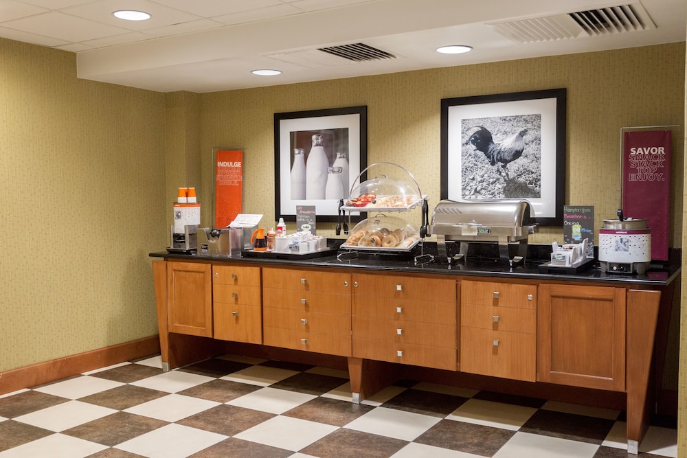 Hampton Inn & Suites Radcliff Fort Knox - photo 59