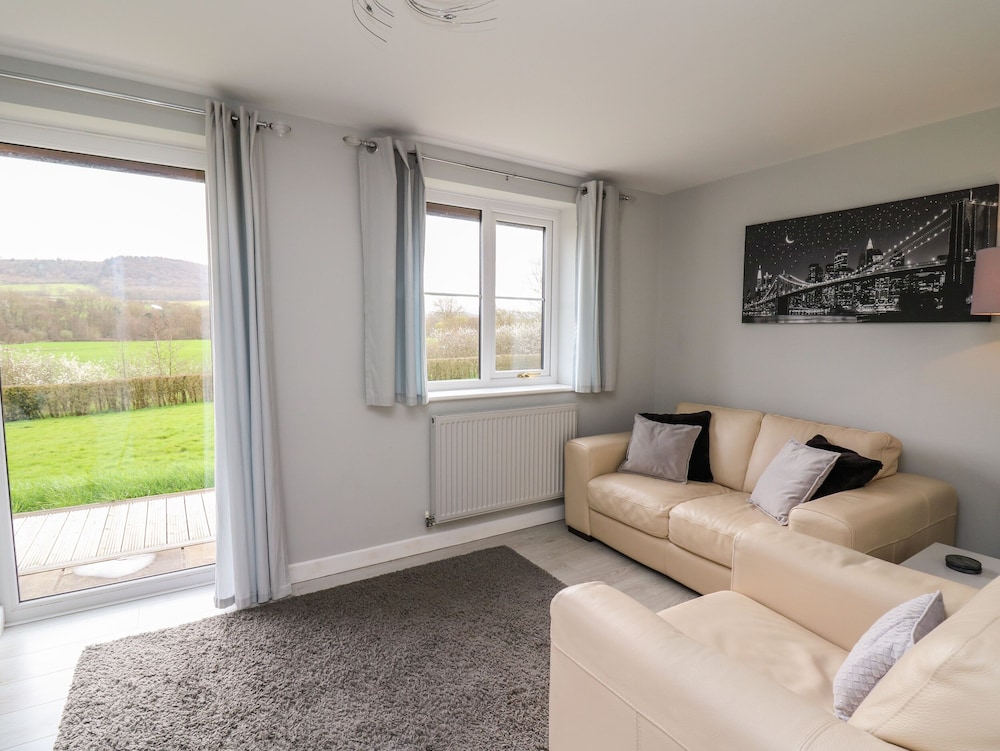 Sunny Cottage — 4-Star Luxury Hotel in Brecon, United Kingdom