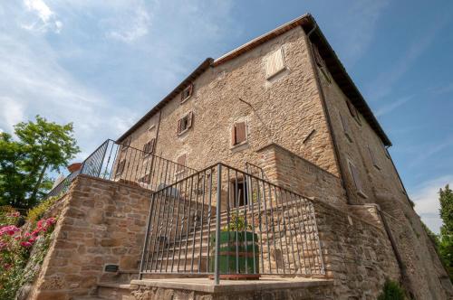 Castello Montesasso pet-friendly hotel Mercato Saraceno