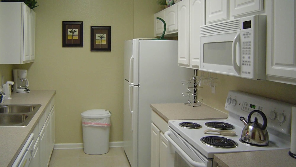 Luxurious 3 Bedroom 2 Bath Condo In Windsor Hills Resort Kissimmee - photo 7
