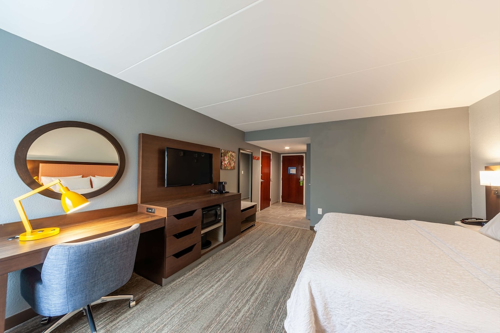 Hampton Inn Winchester N Conference Center VA - photo 12