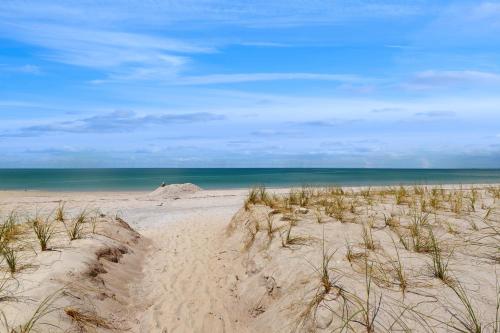 Pass A Grille Beach Retreat Unit 8 in Saint Pete Beach, United States