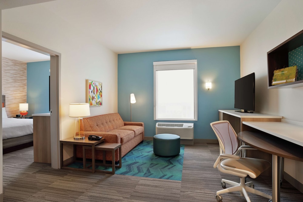 Home2 Suites by Hilton Warminster Horsham - photo 11