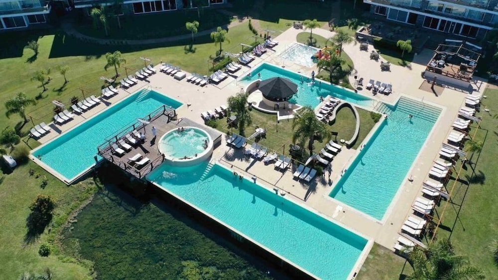 Altos del Arapey Club de Golf & Hotel Termal — 4-Star Luxury Hotel in Salto, Uruguay