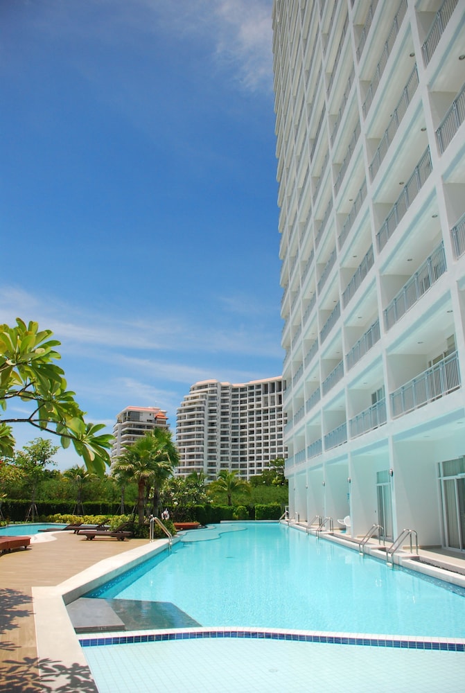 The Legend Boathouse 904 — hotel near Hua Hin Airport