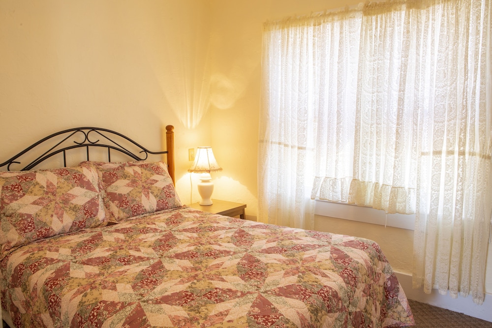 The Chimney Rock Inn & Cottages - photo 53