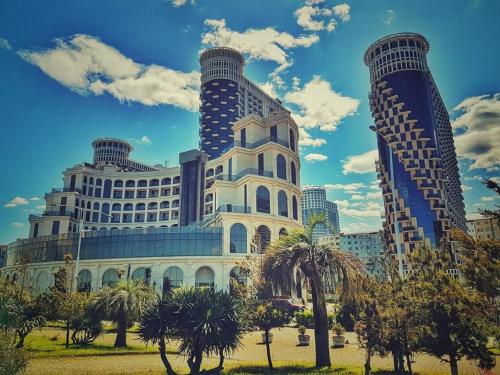 Premium Apartment Sea Towers Suite — 4-Star Luxury Hotel in Batumi, Georgia