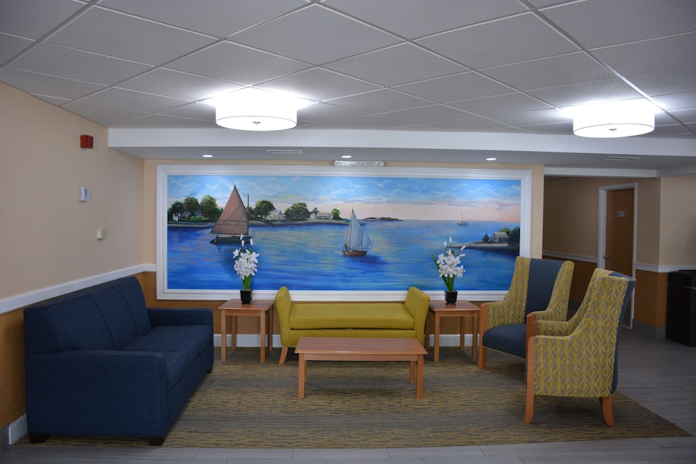 Cape Cod Hotel - photo 3