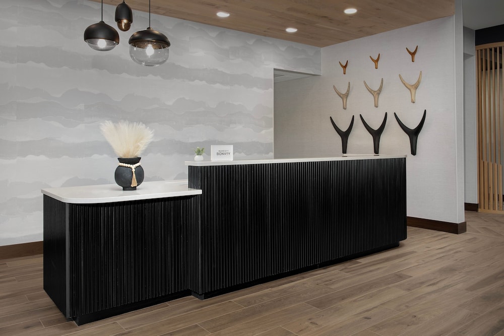 SpringHill Suites by Marriott Sandpoint - photo 3