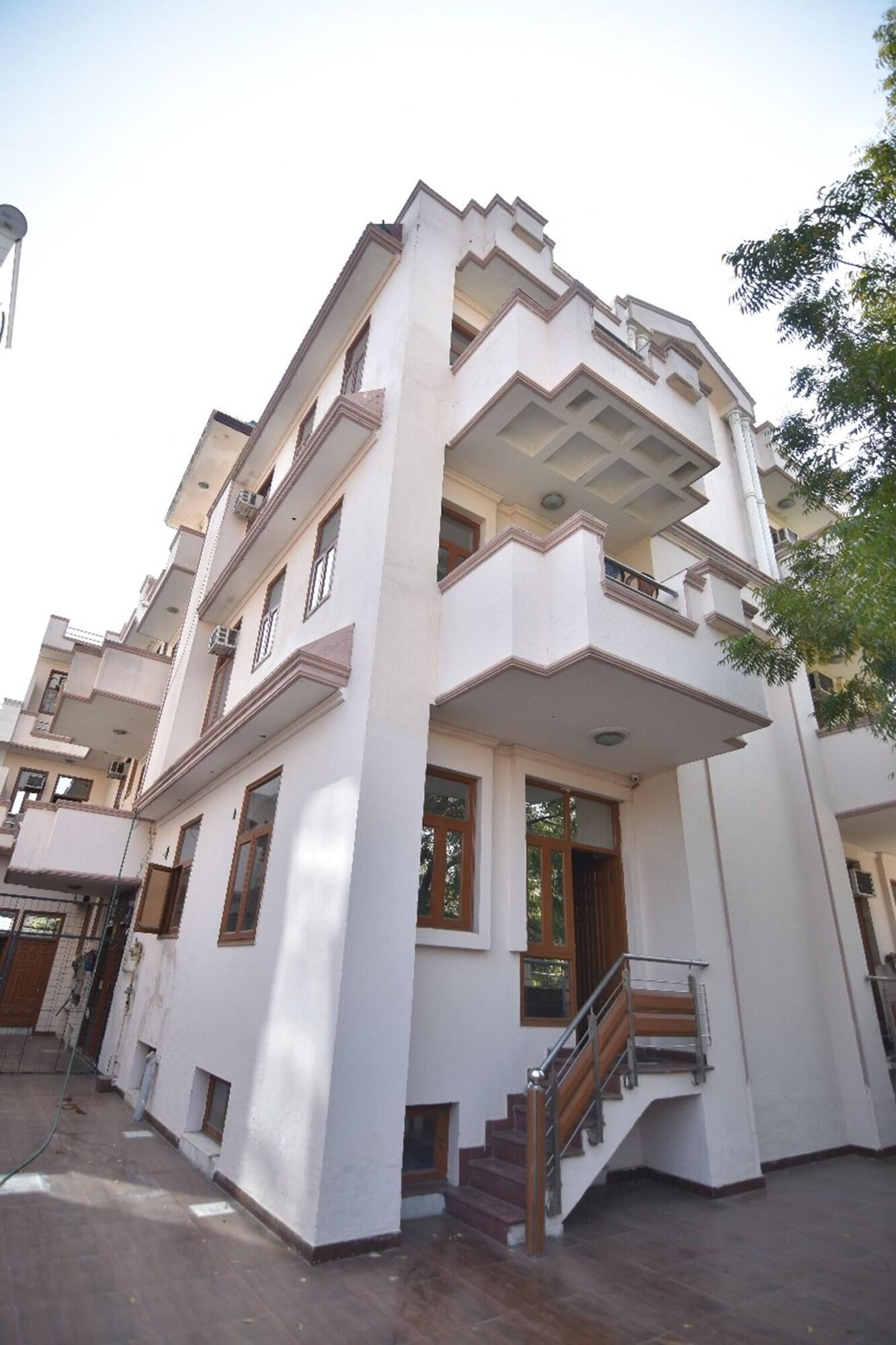Home047 - carbon neutral hotel in Noida
