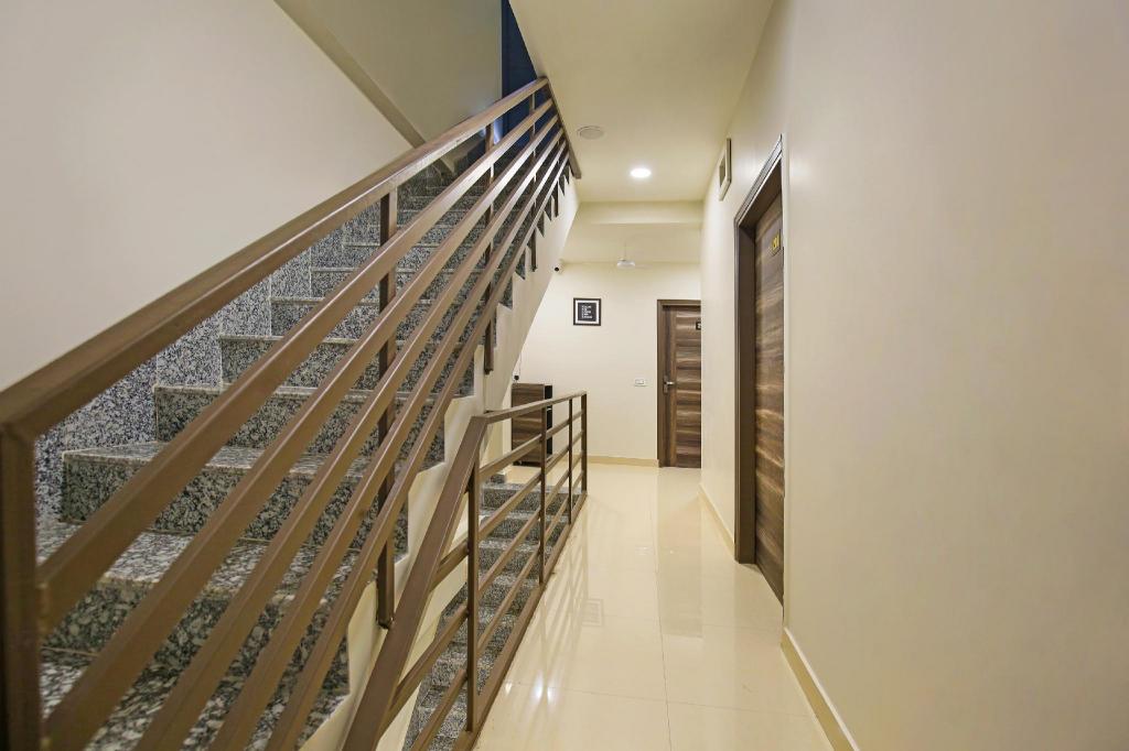 Hotel O Sky White House in Ludhiana, India