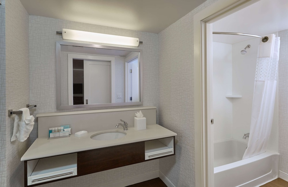 Hampton Inn & Suites Hood River - photo 18