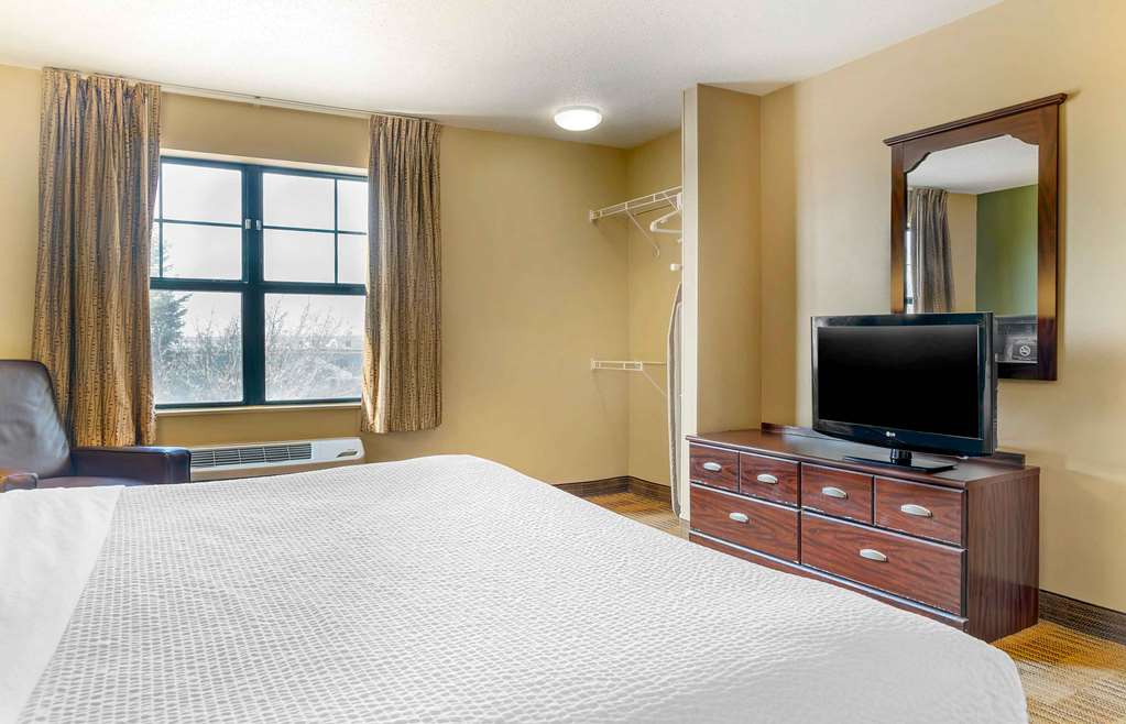 Extended Stay America Select Suites Grand Rapids Kentwood - photo 19