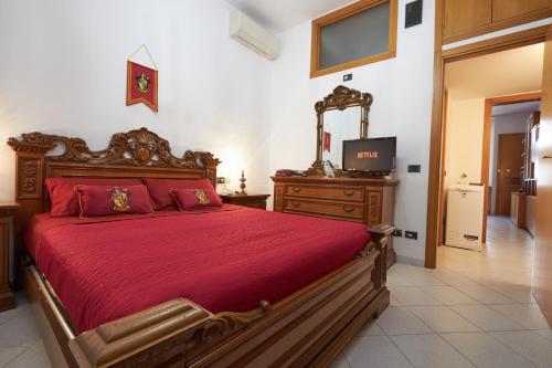 Harry Potter's Magic House Metro M4 Linate Città Studi — 4-Star Luxury Hotel in Milan, Italy