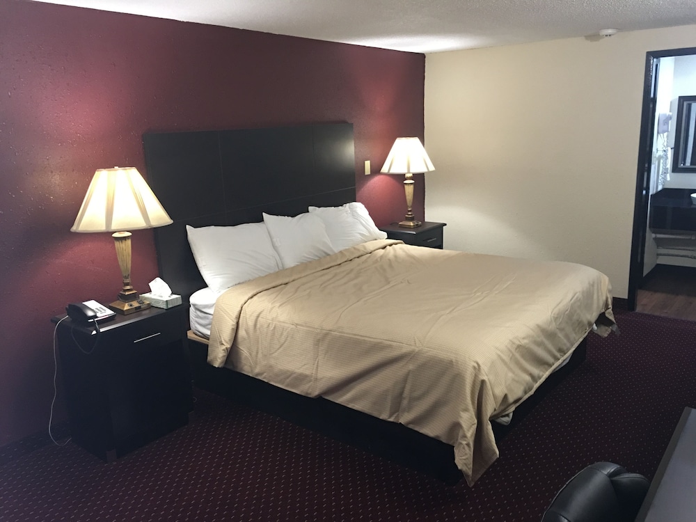 Super 9 Motel - photo 10