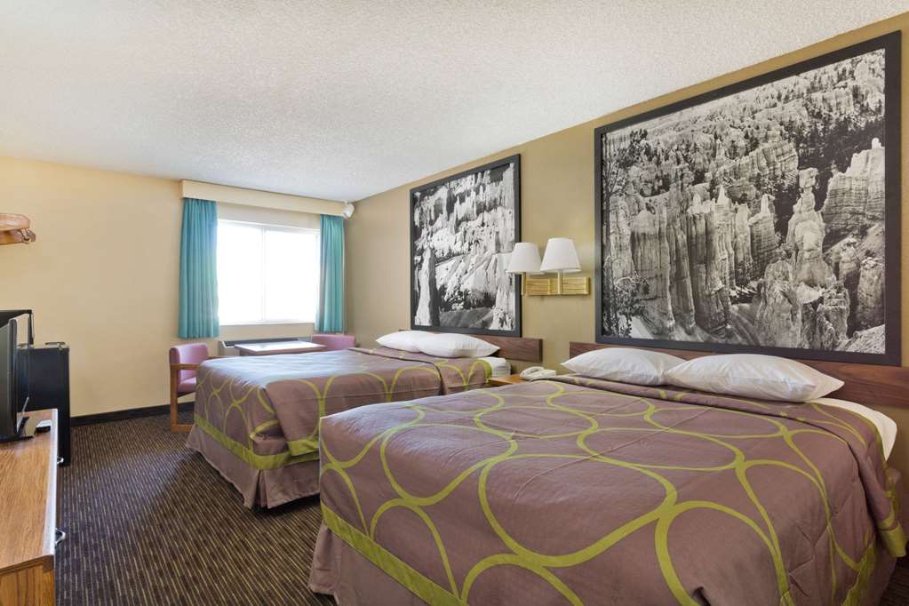 Super 8 by Wyndham Richfield UT - photo 7