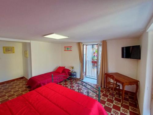 Cuntintizza Family House — 4-Star Luxury Hotel in Catania, Italy