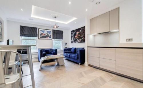 Stylish 2 Bedroom Swiss Cottage Regent's Park — 4-Star Luxury Hotel in London, United Kingdom