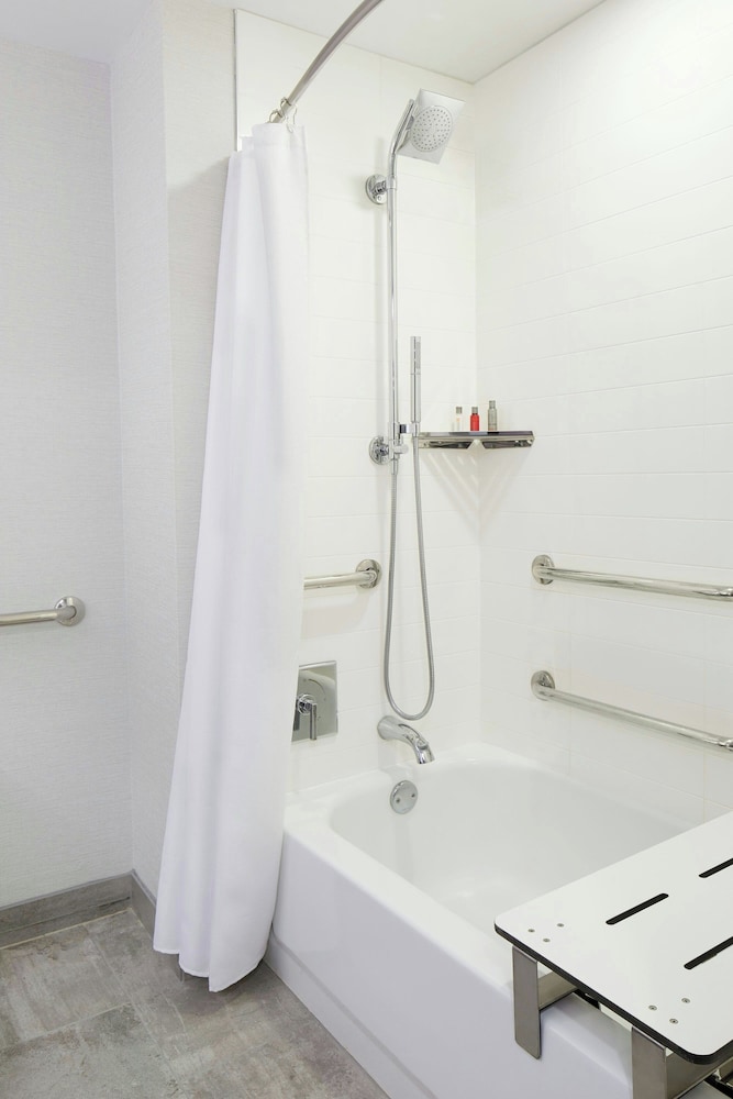 Marriott Cincinnati Airport - photo 25