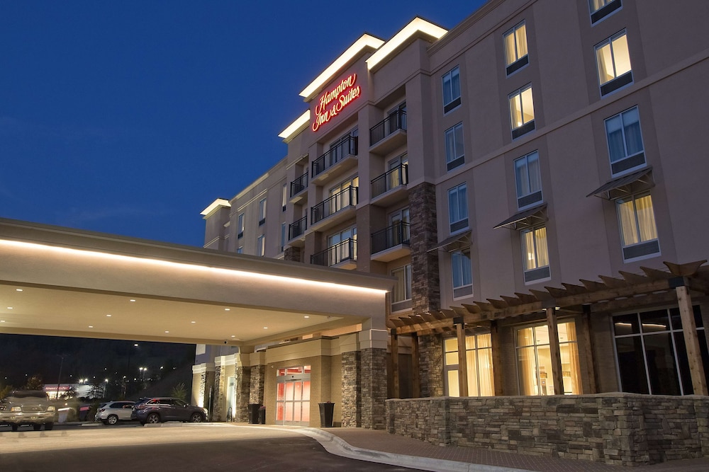Hampton Inn & Suites Boone - photo 46