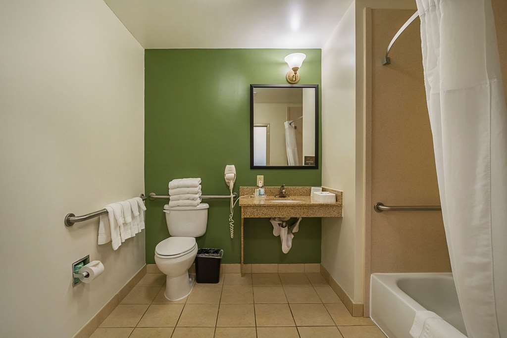 Sleep Inn & Suites Manchester near Arnold AFB - photo 8