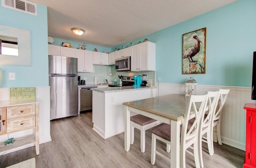 0306 Oceanfront Oasis by Atlantic Towers - photo 7