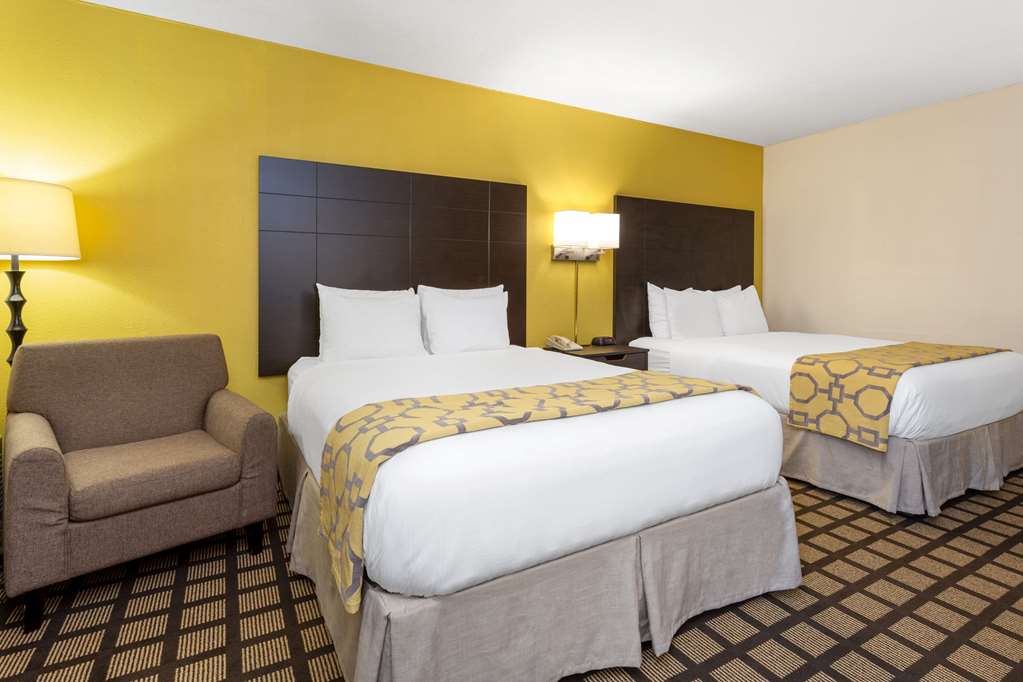 Baymont by Wyndham Queensbury Lake George - photo 25