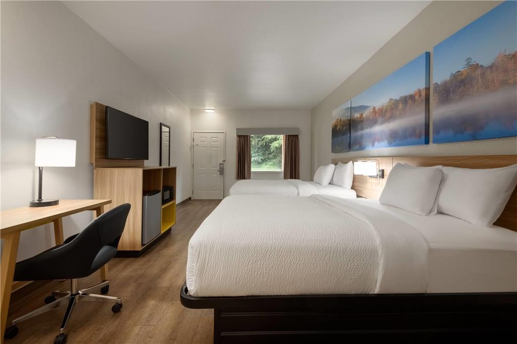 Days Inn by Wyndham Lexington - photo 15