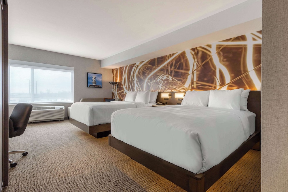 Cambria Hotel West Orange - photo 21