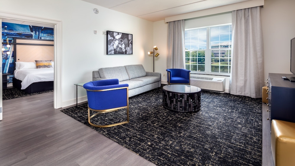 Hotel Indigo Jacksonville Deerwood Park by IHG - photo 5