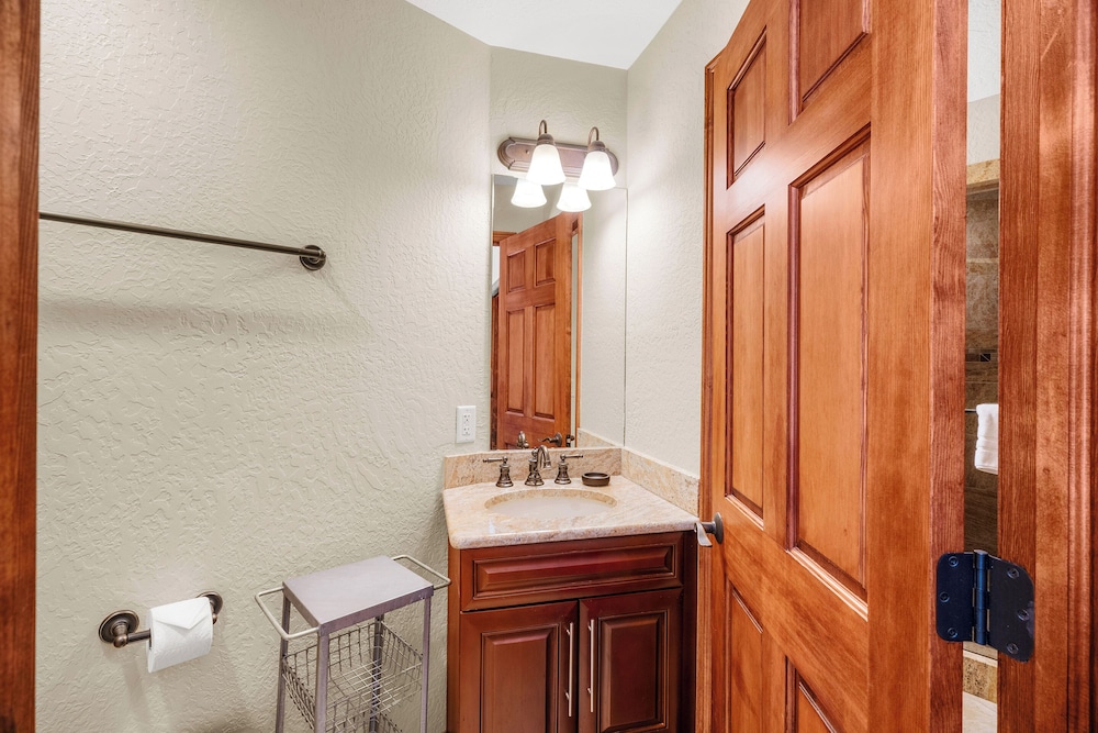 Canyons Village Condos by All Seasons Resort Lodging - photo 65