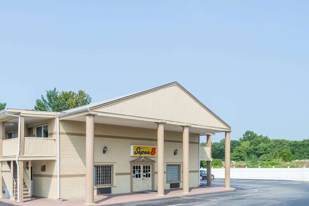 Super 8 by Wyndham Old Saybrook - photo 2