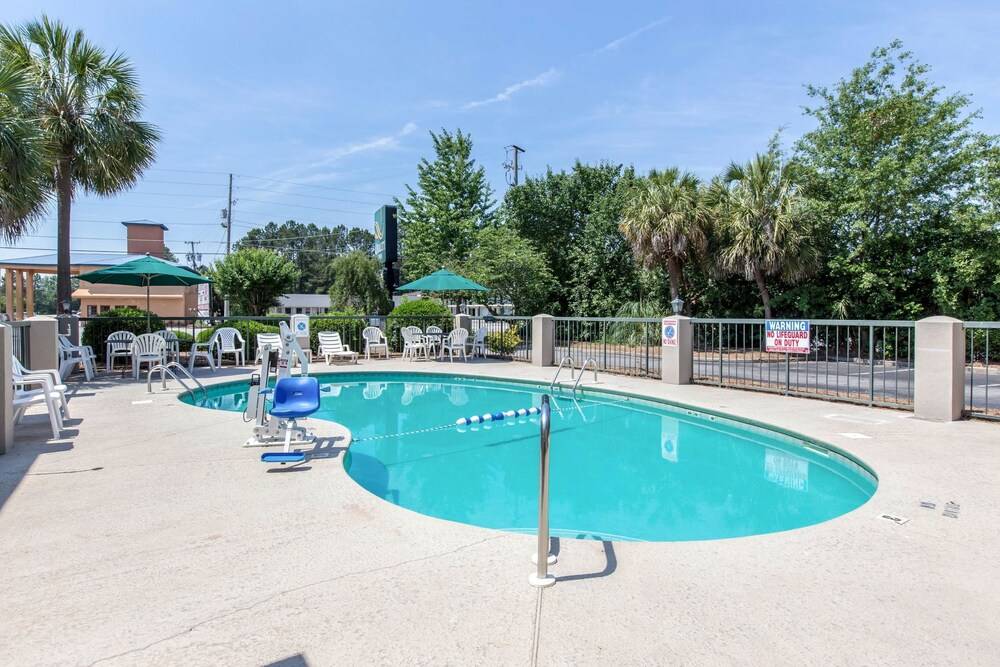 Quality Inn Cordele - photo 19