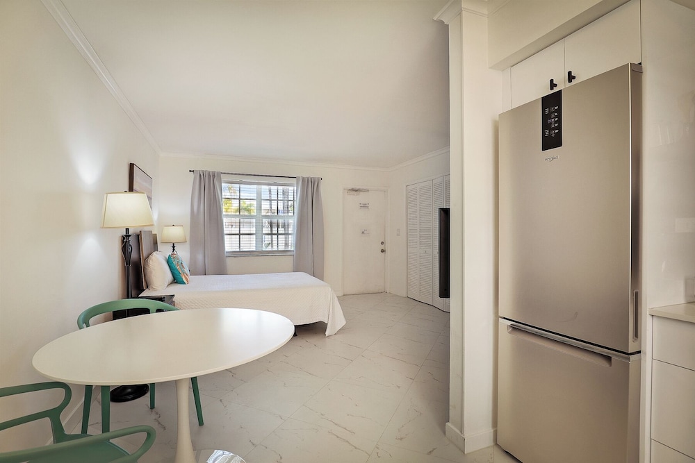 La Mer Suites - photo 34
