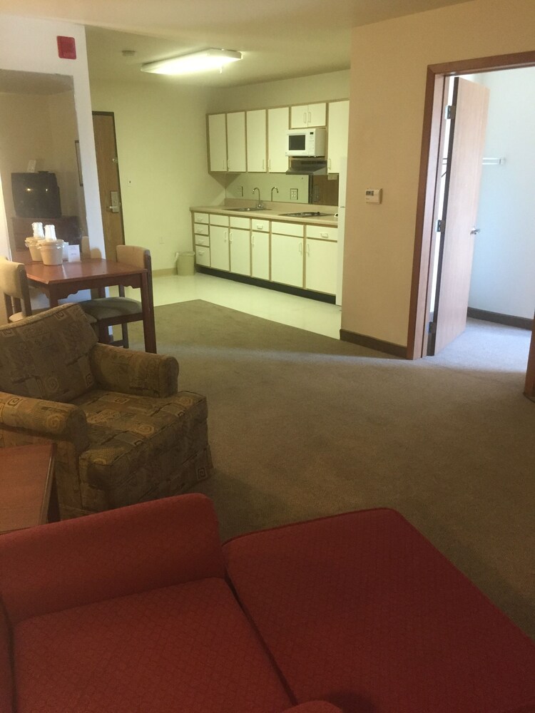 The Sterling Hotel and Extended Stay - photo 7