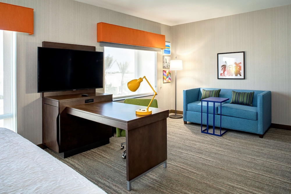 Hampton Inn & Suites Indio - photo 12